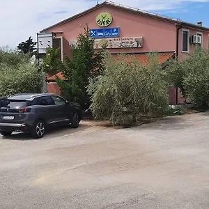 3* Bed & Breakfast Lovac